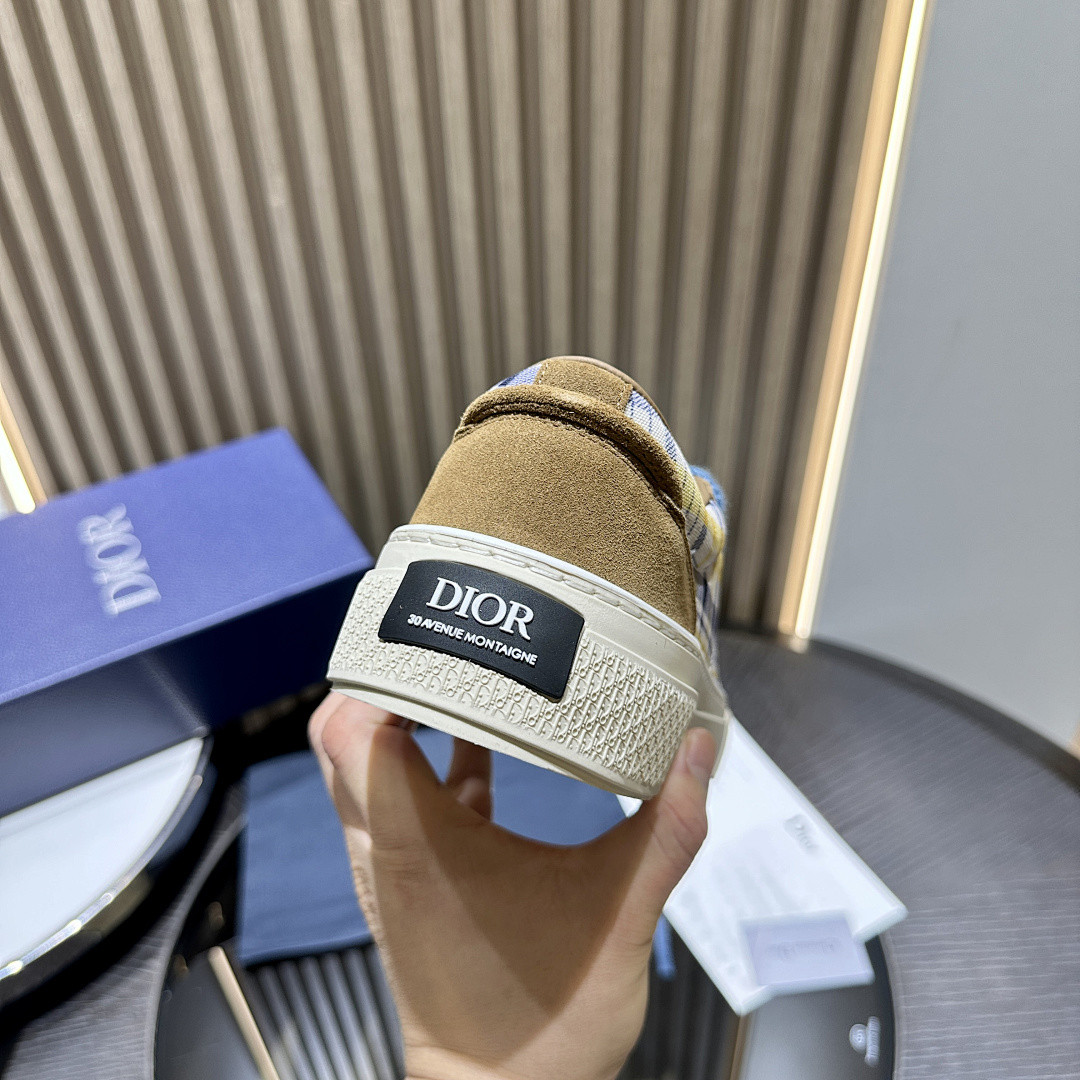 DR B33 Sneaker