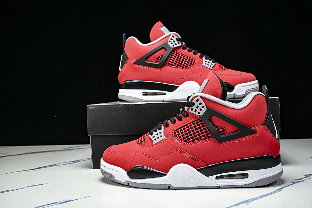 Air Jordan 4“Toro Bravo” FQ8138-600