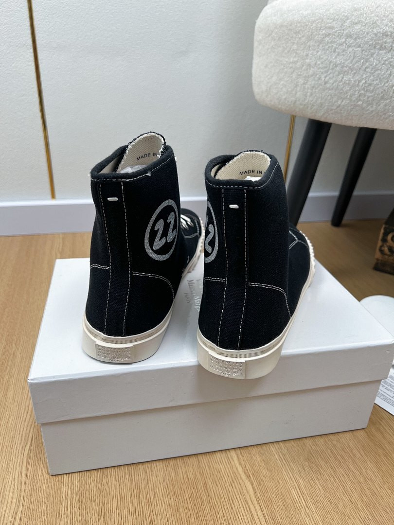 Ma1s0n Marg*e1a Sneakers