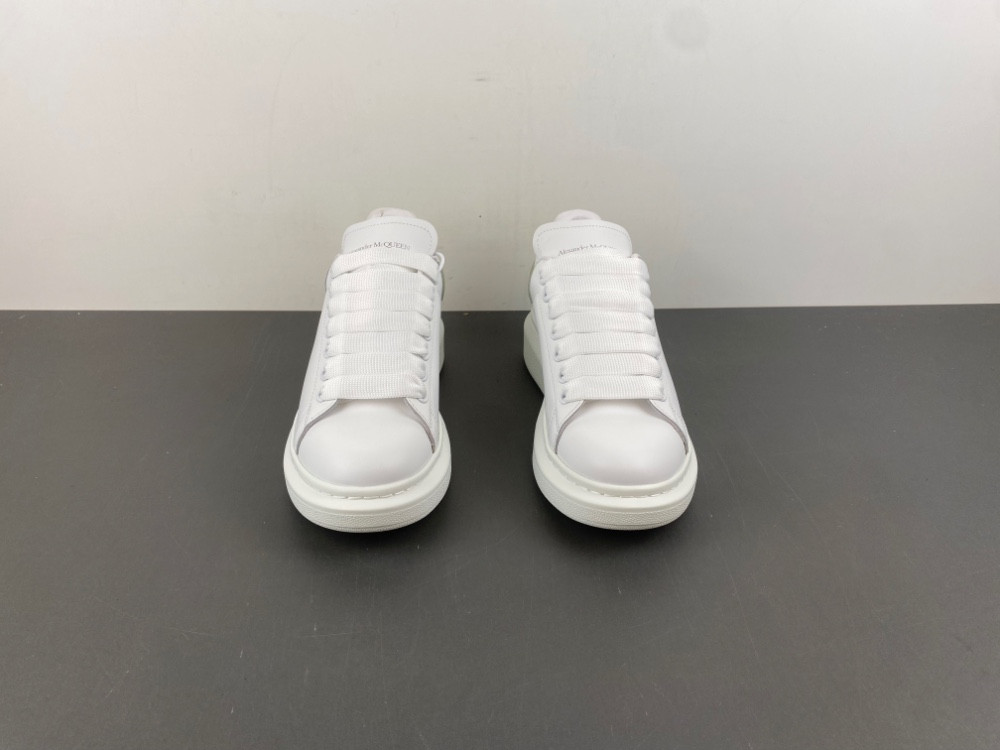 MQ Sneakers