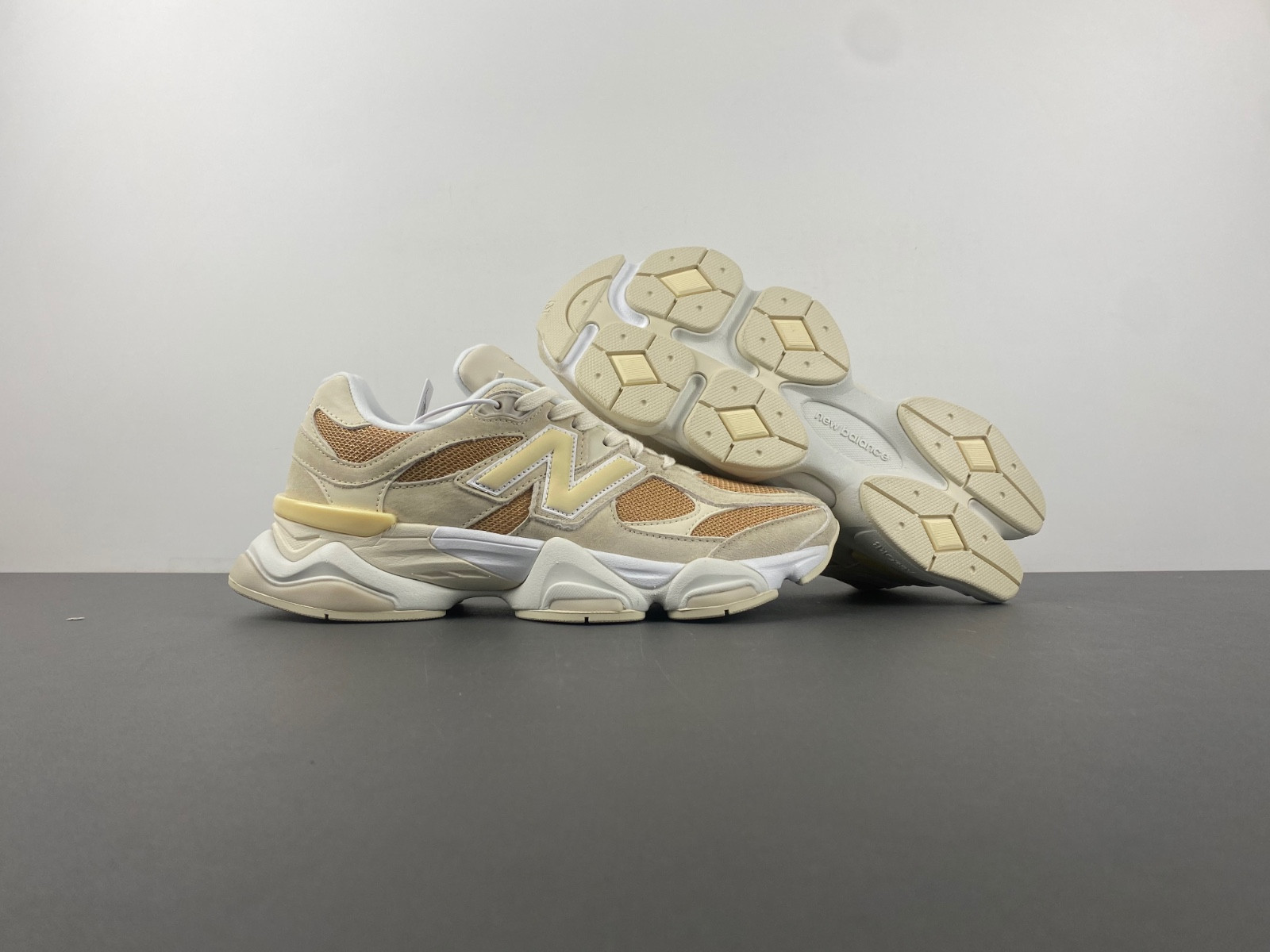 New Balance 9060 U9060FW