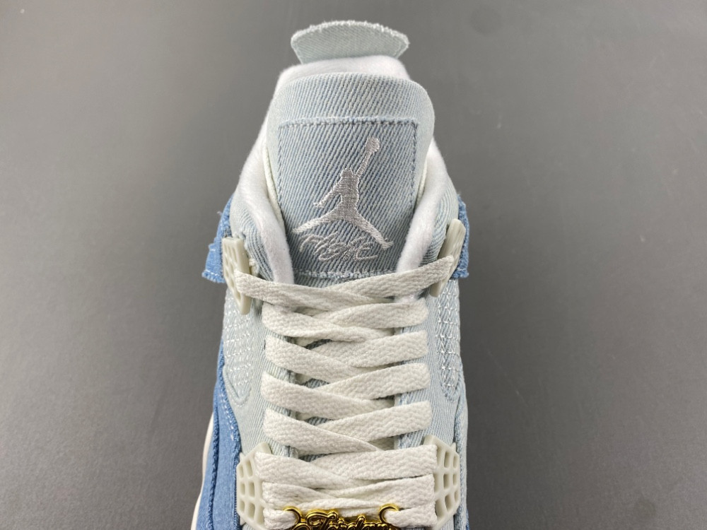 Air Jordan 4 Denim "Worn Blue” IB6716-100