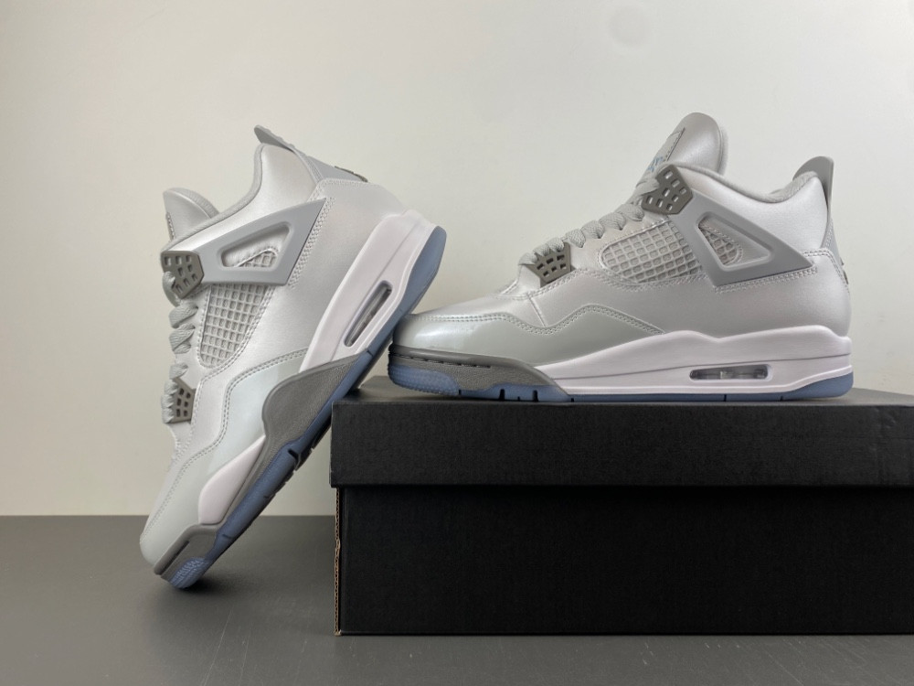 Air Jordan 4 Retro HV4401-014