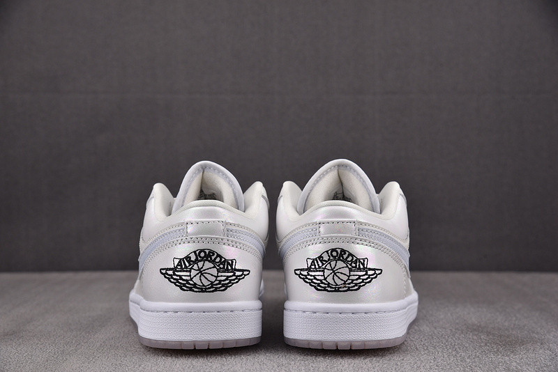 Air Jordan 1 Low SE Year of the Snake (2025) (Women