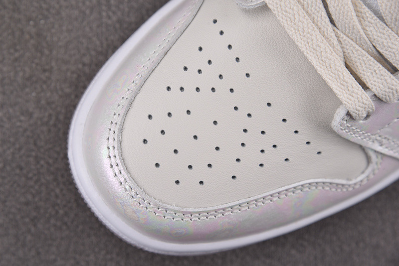 Air Jordan 1 Low SE Year of the Snake (2025) (Women