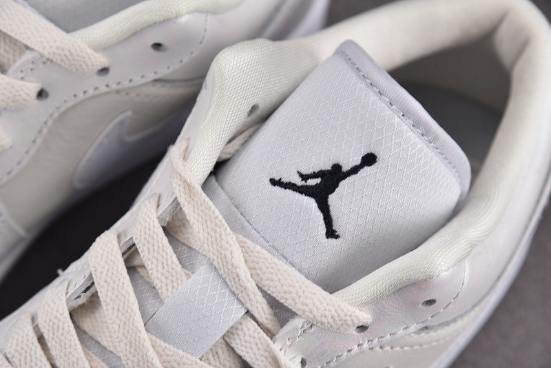 Air Jordan 1 Low SE Year of the Snake (2025) (Women