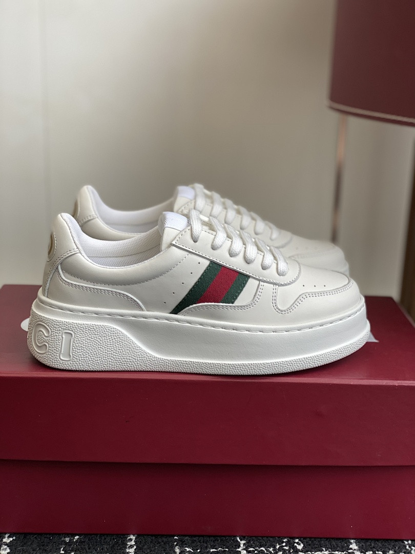 GC Sneakers
