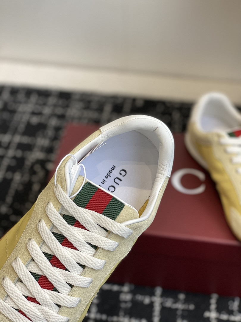GC Sneakers