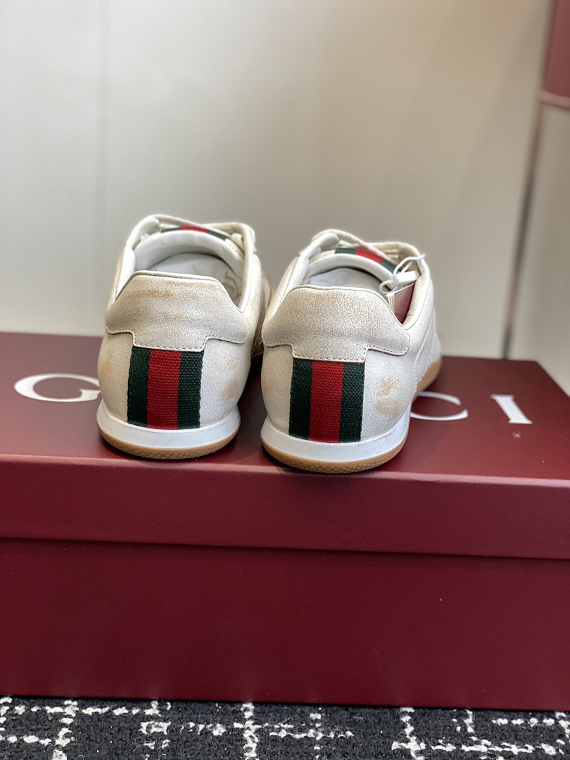 GC Sneakers