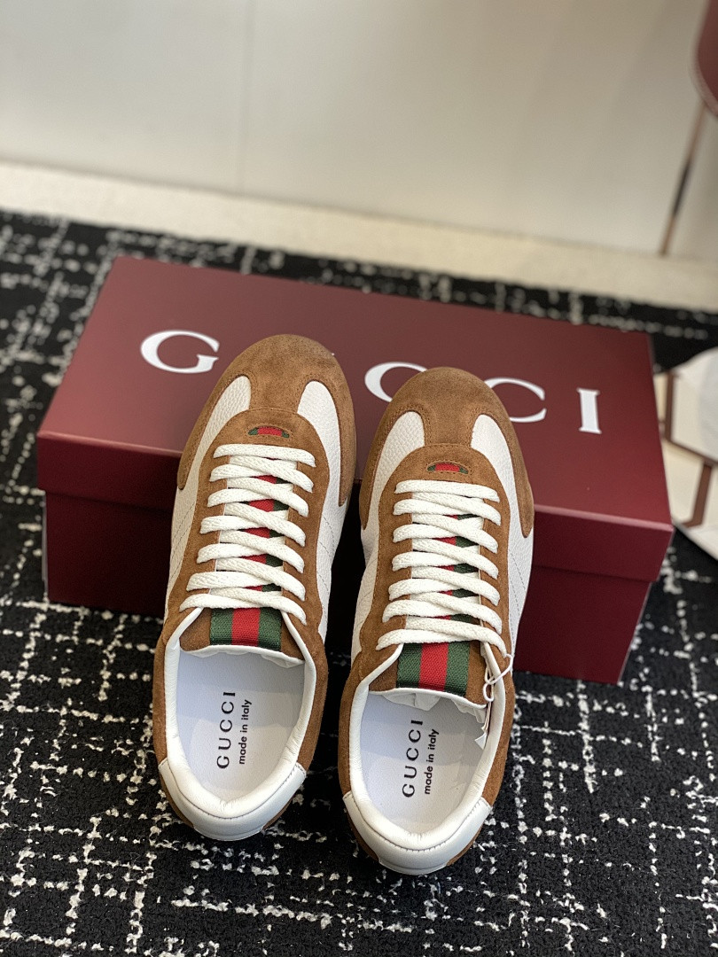 GC Sneakers