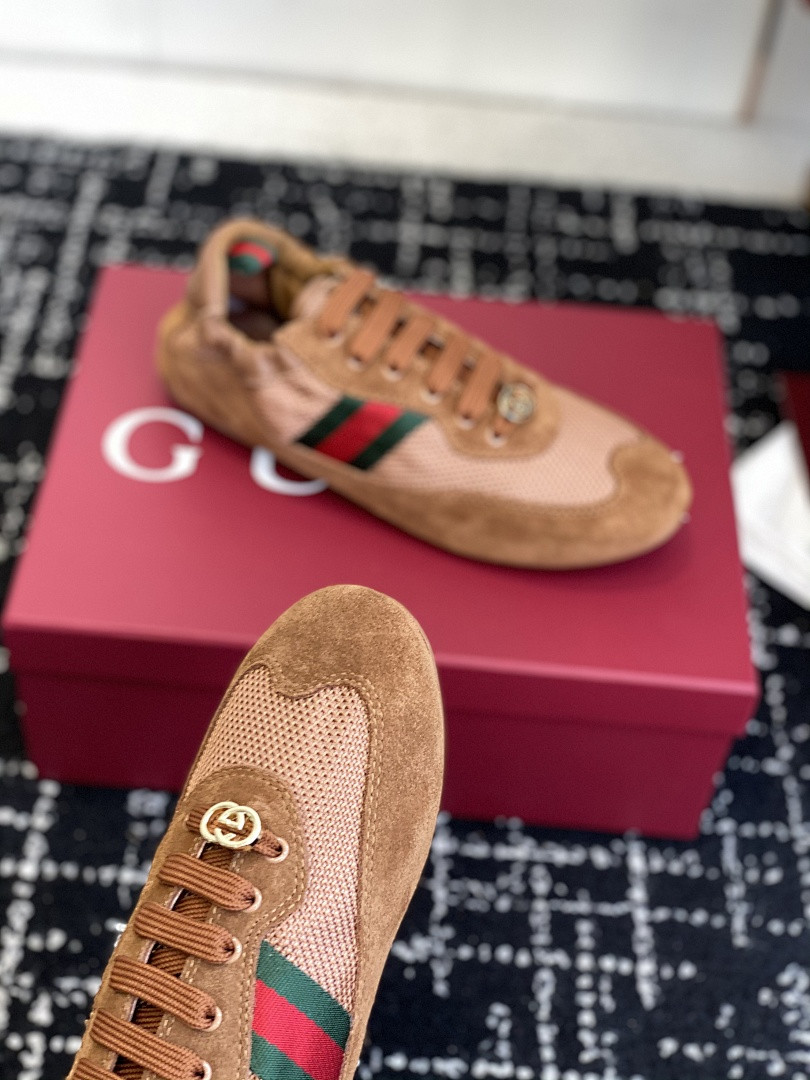 GC Sneakers