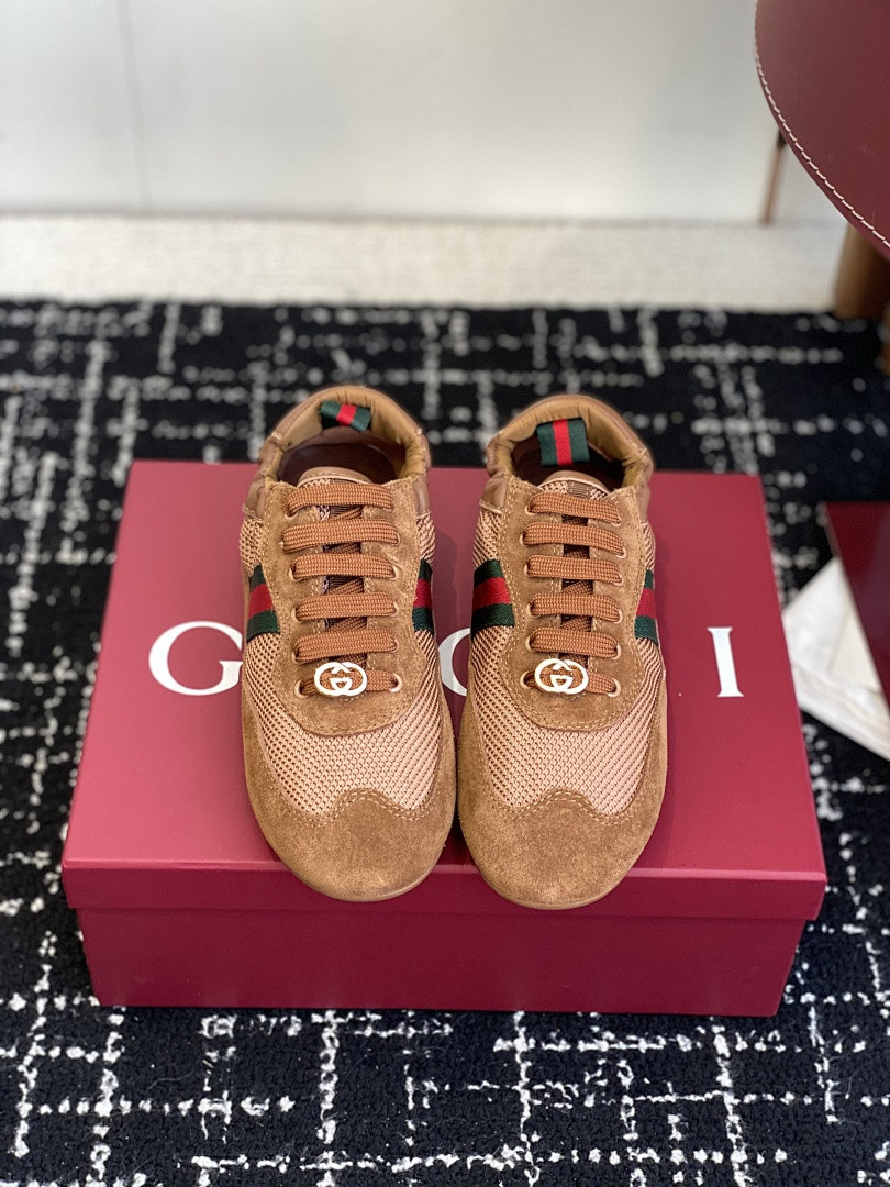 GC Sneakers