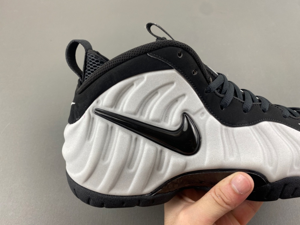 Nike Air Foamposite Pro “Wolf Grey HF0794-001