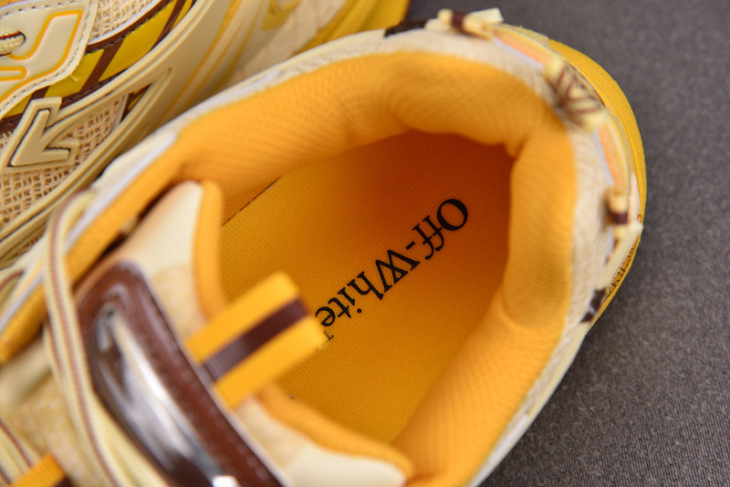 OFF-WHITE BE RIGHT BACK