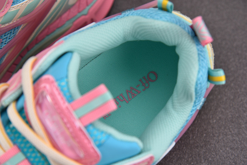 OFF-WHITE BE RIGHT BACK