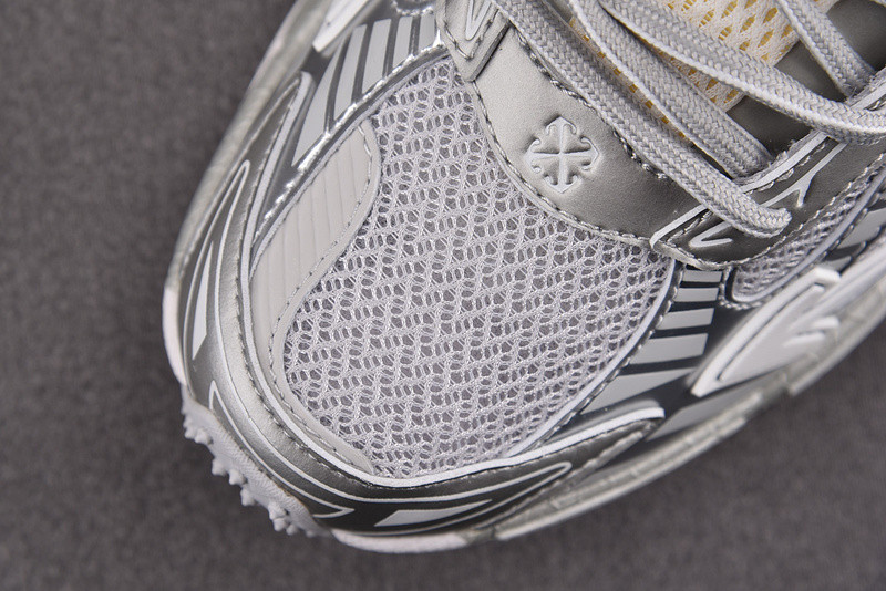 OFF-WHITE BE RIGHT BACK