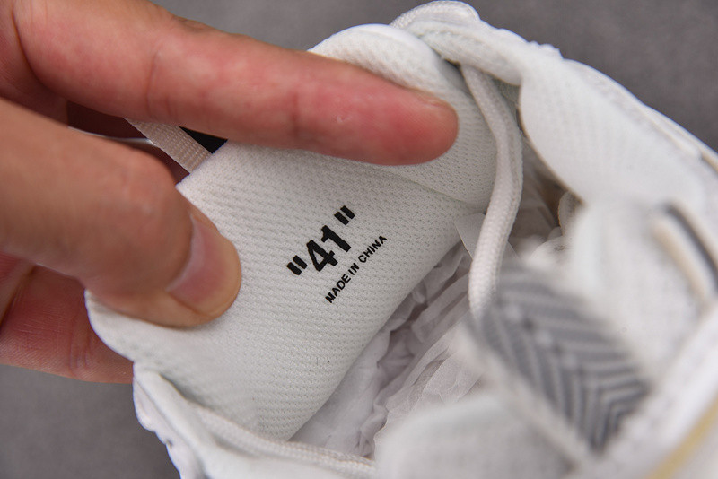 OFF-WHITE BE RIGHT BACK