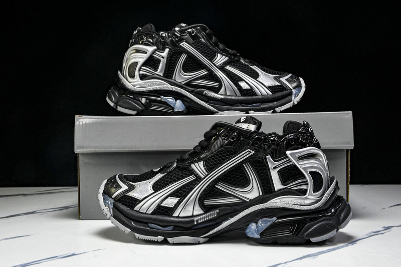 Balenciaga Runner 772767 W3RNY 0322