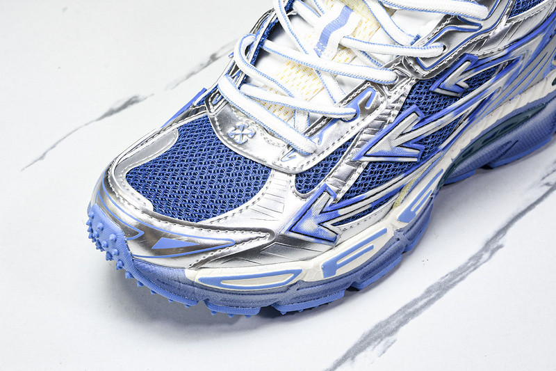 OFF-WHITE BE RIGHT BACK