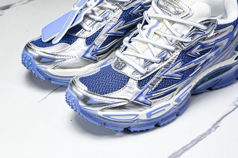 OFF-WHITE BE RIGHT BACK