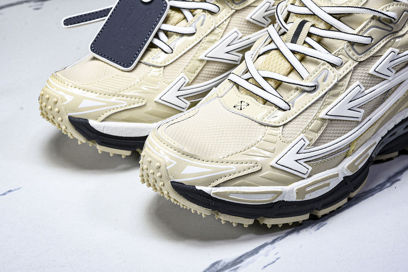 OFF-WHITE BE RIGHT BACK