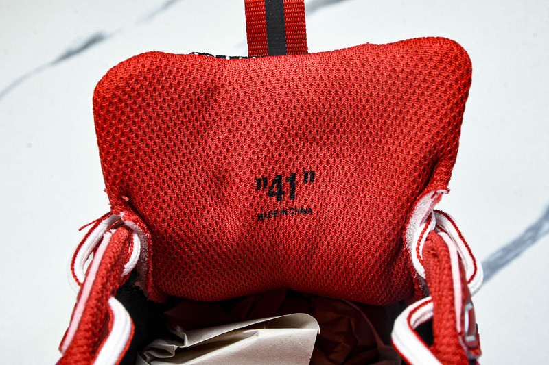 OFF-WHITE BE RIGHT BACK