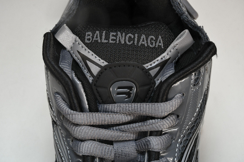Balenciaga Runner W3RBR1515