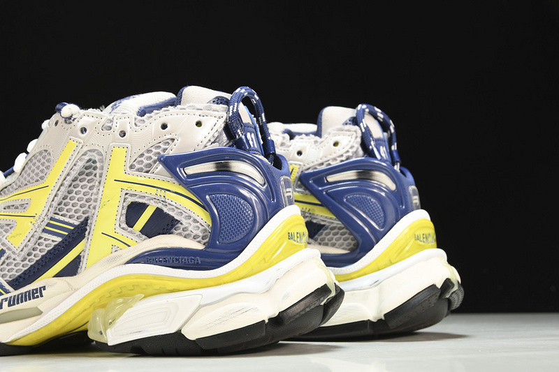 Balenciaga Runner W3RB5-9174