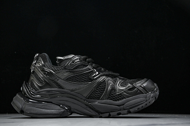 Balenciaga Runner W3RXP-1090