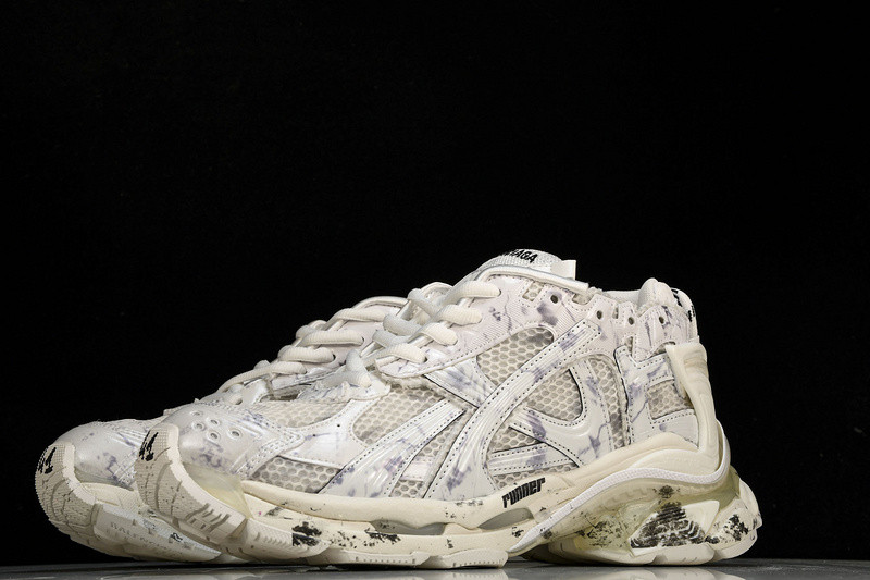 Balenciaga Runner W3RNY-2301