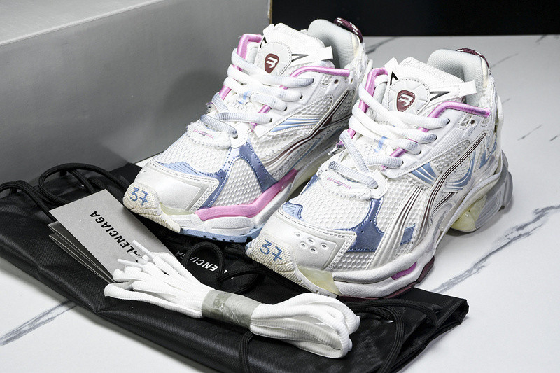 Balenciaga Runner WRUNG-3120