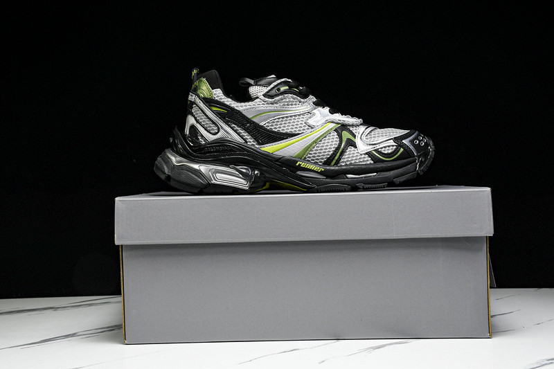 Balenciaga Runner W3RXP-0125
