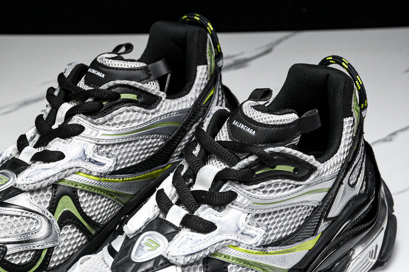 Balenciaga Runner W3RXP-0125
