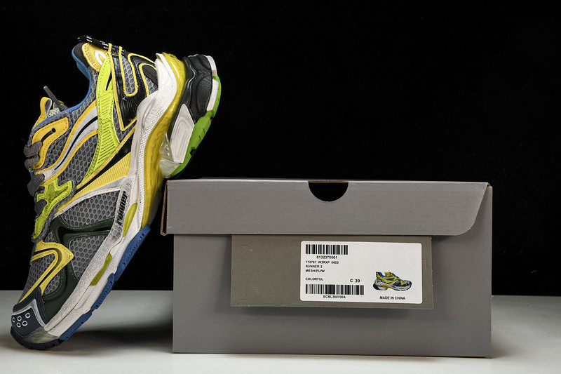 Balenciaga Runner W3RXP-0653
