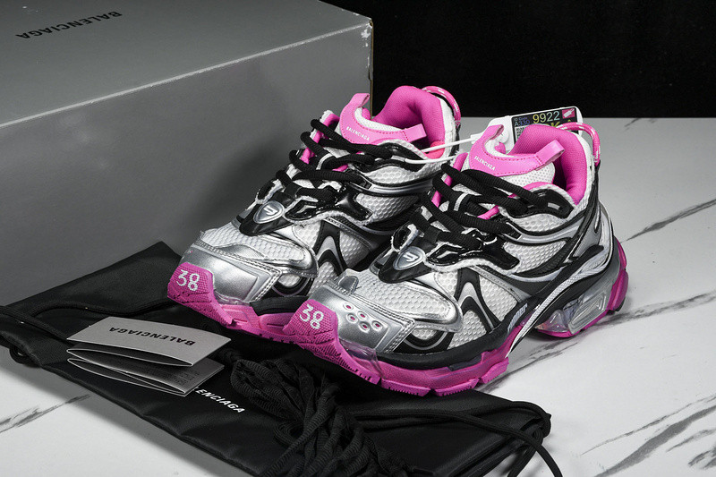 Balenciaga Runner W3RXP-5418