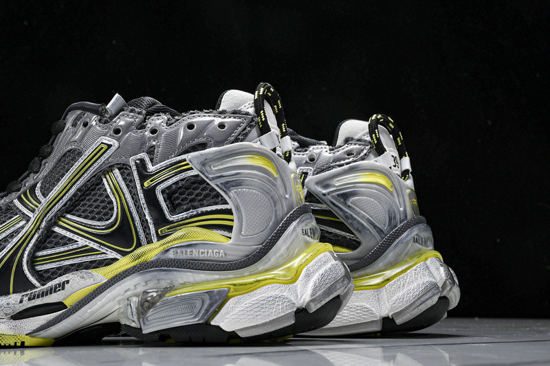 Balenciaga Runner W3RMU-1279
