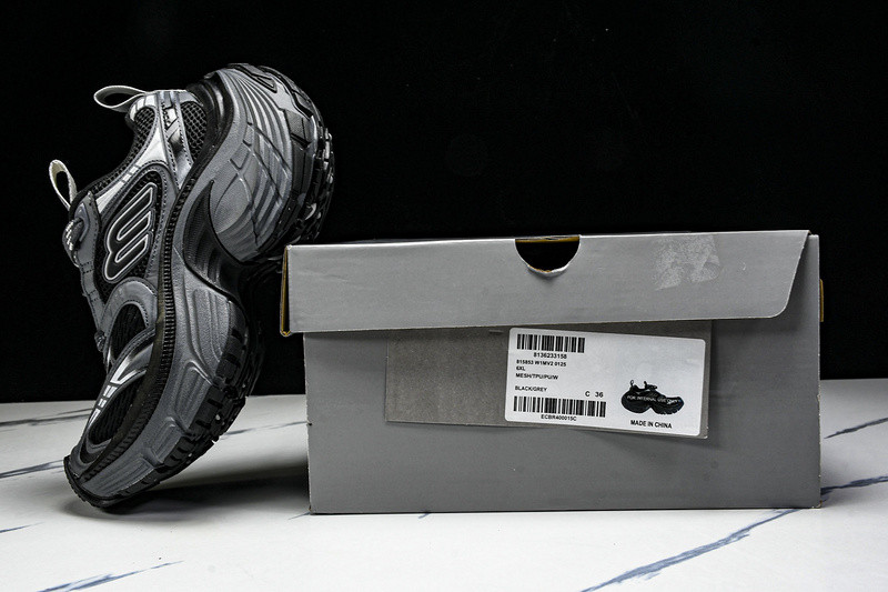 Balenciaga 6XL Sneaker