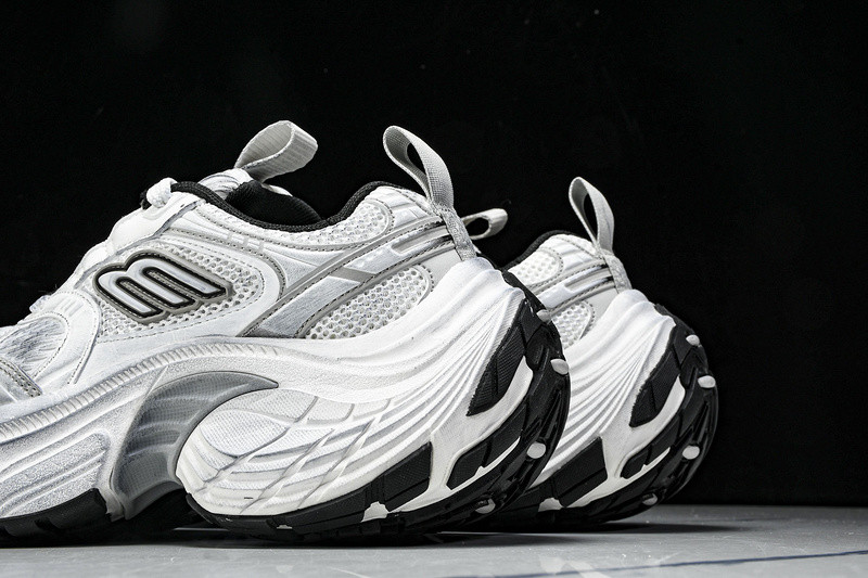 Balenciaga 6XL Sneaker