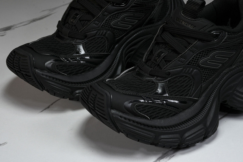 Balenciaga 10XL Sneaker