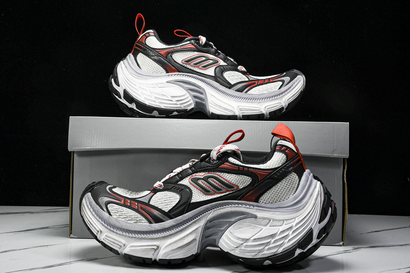 Balenciaga 10XL Sneaker