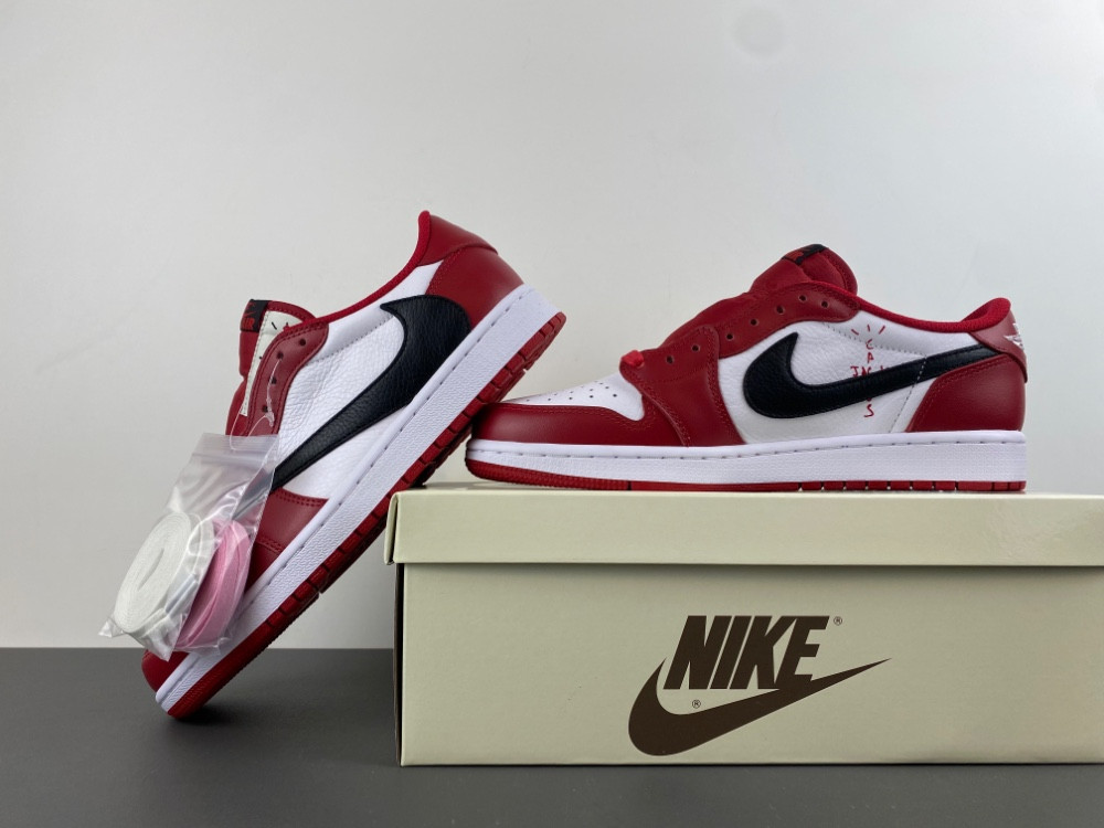 Travis Scott x Air Jordan 1 Low DM7866-101