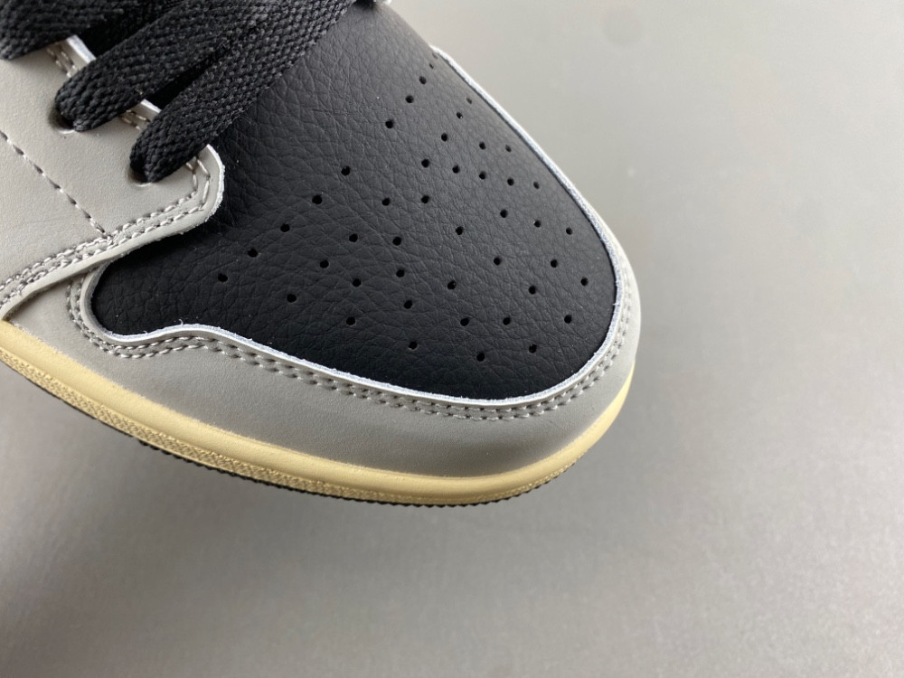 Air Jordan 1 Low HQ2010-012