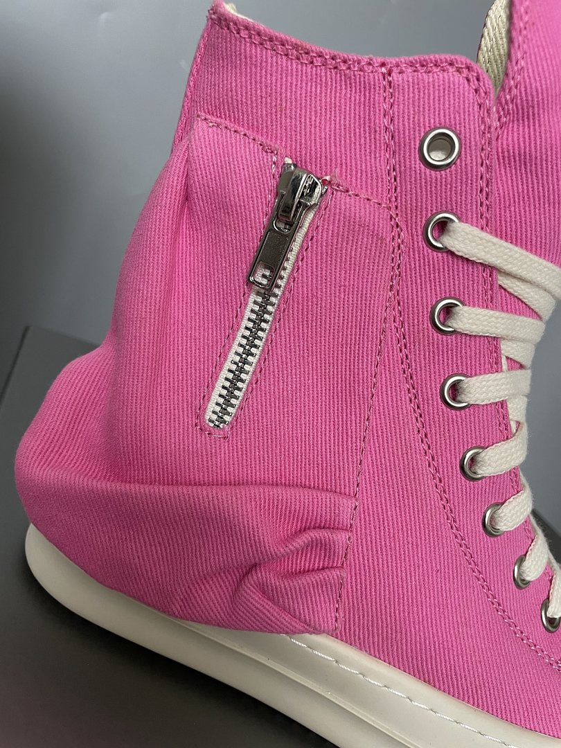 RO Sneakers