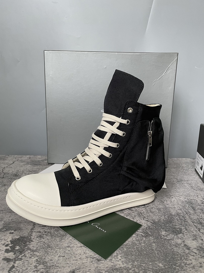 RO Sneakers