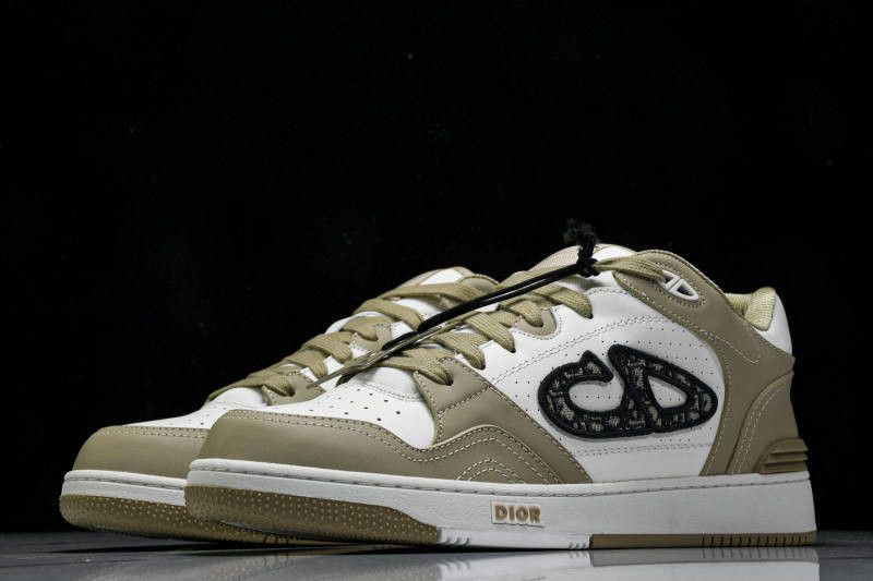 DR B57 Sneaker