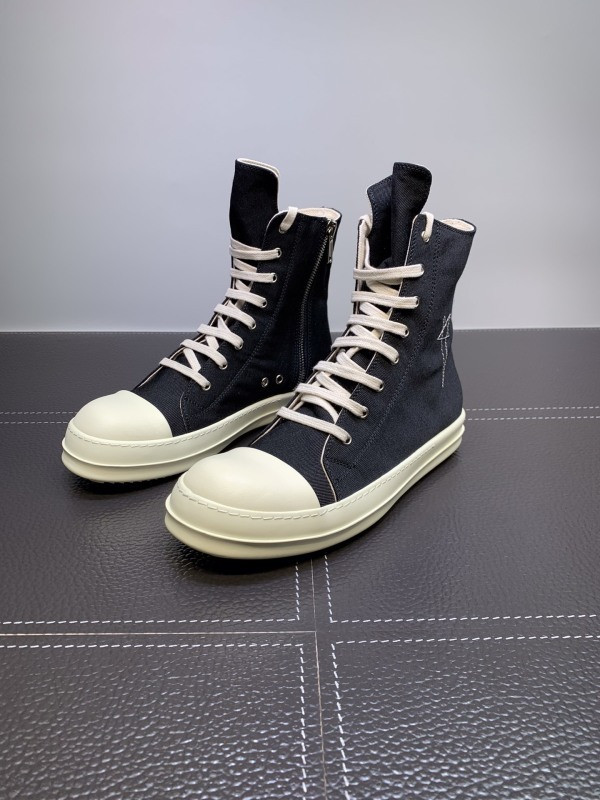 RO Sneakers