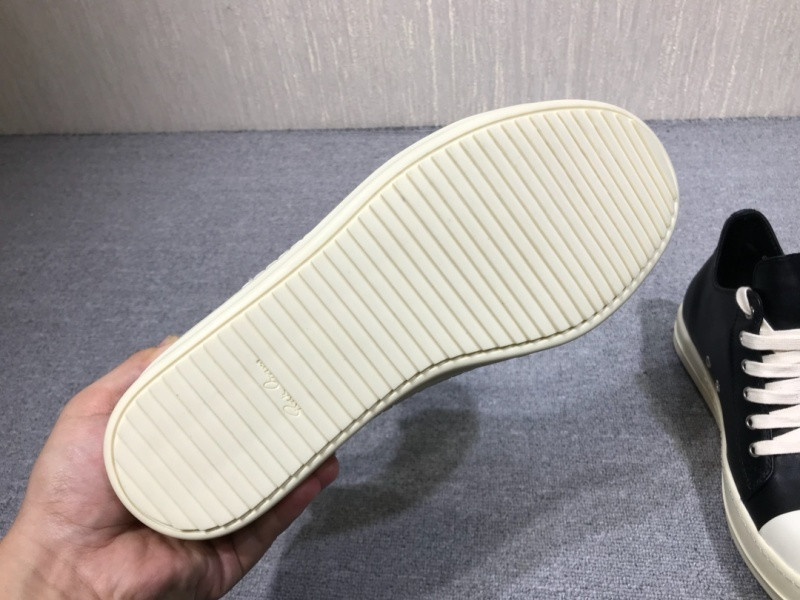 RO Sneakers