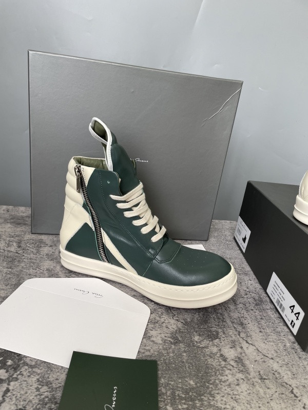 RO Sneakers