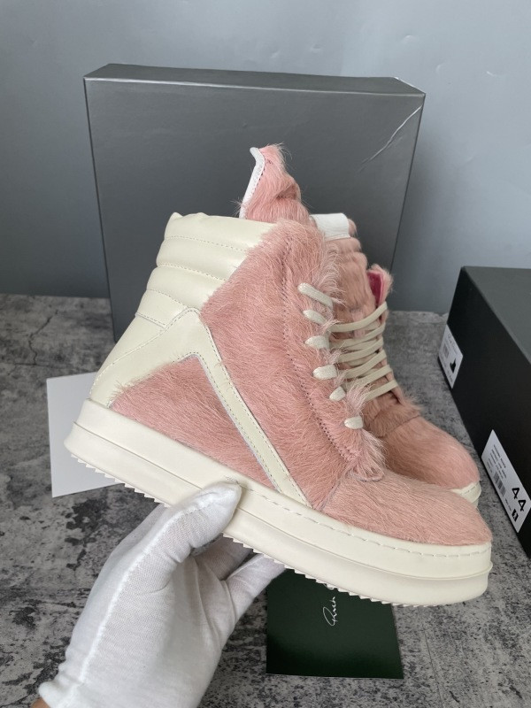 RO Sneakers