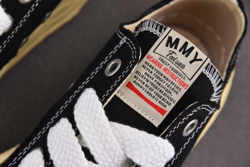 Ma1s0n Mihara Sneakers